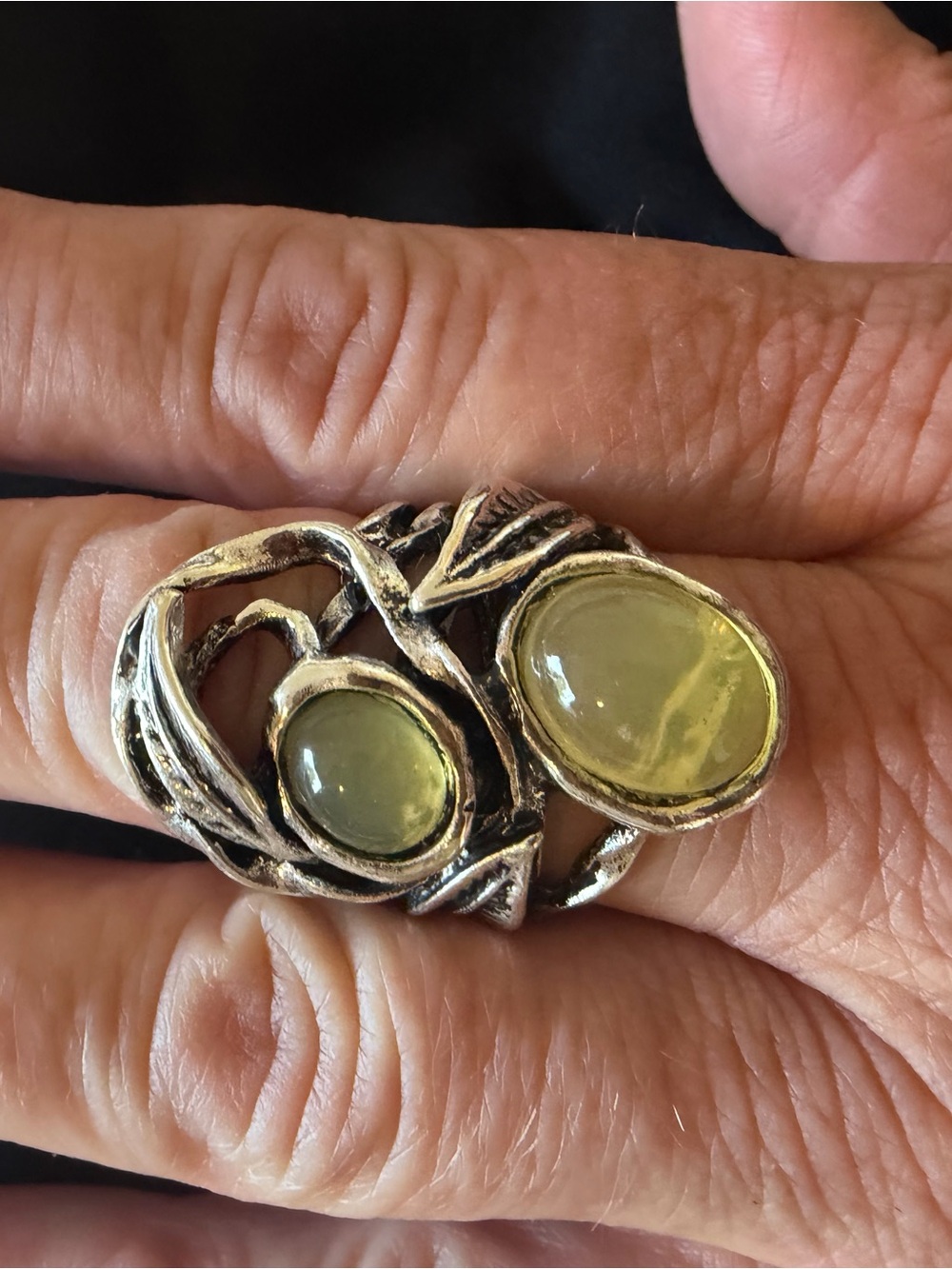 Plated Silver Ring with Pale Green yellow Gemstones Size 10
